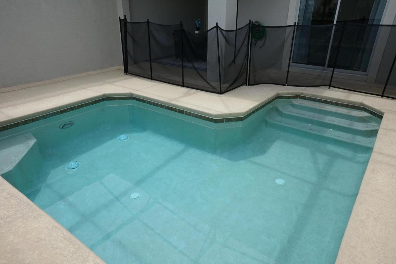 Championsgate- 1565 Four Bedroom Townhouse, Private Pool! Holiday home *