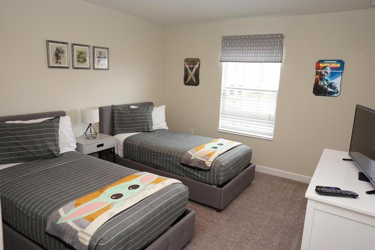 Holiday home Championsgate- 1565 Four Bedroom Townhouse, Private Pool! Davenport