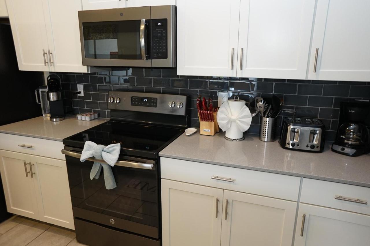 Championsgate- 1565 Four Bedroom Townhouse, Private Pool! Holiday home